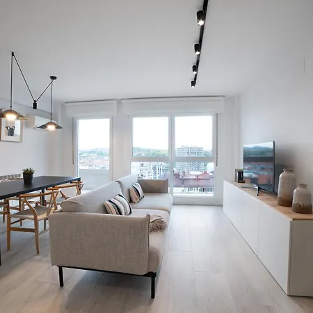 Amara Tower 14 アパート *