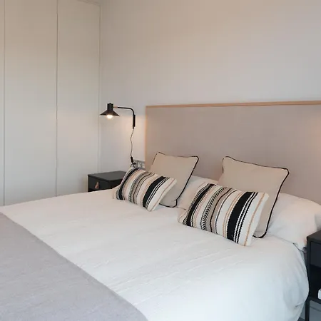 Amara Tower 14 アパート *